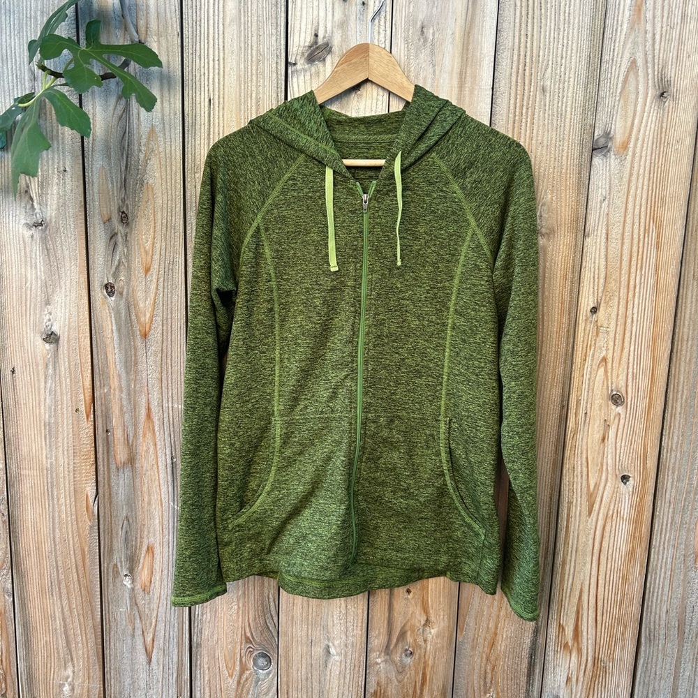Women’s Patagonia zip up hoody